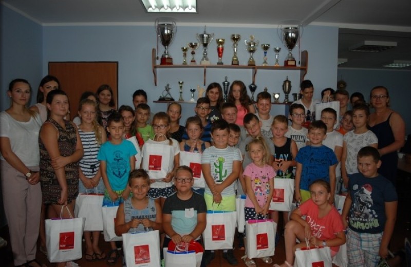 OSI Poland Foodworks - Wyprawka szkolna dla Chróściny